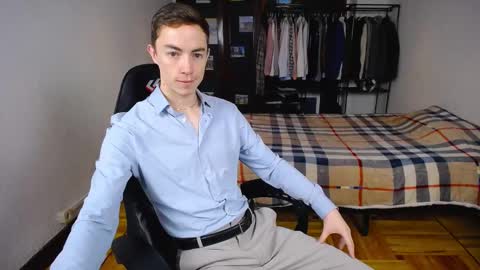 carlos reyes online show from February 18, 8:38 am