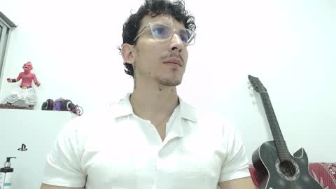   online show from March 30, 9:38 pm