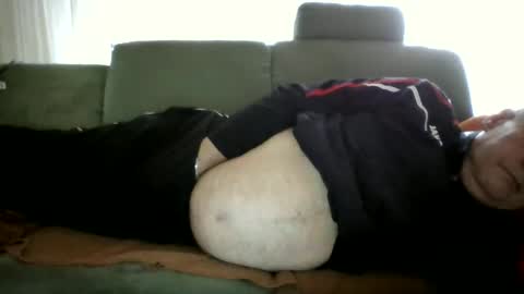 Snapshot of cheesy4444 chatting on October 25, 11:56 am Tom online show from October 25, 11:56 am