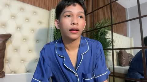 chick_renz online show from June 13, 3:54 pm