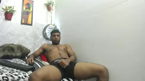 Snapshot of choco_hornyx18 chatting on October 23, 5:22 am Choco online show from October 23, 5:22 am