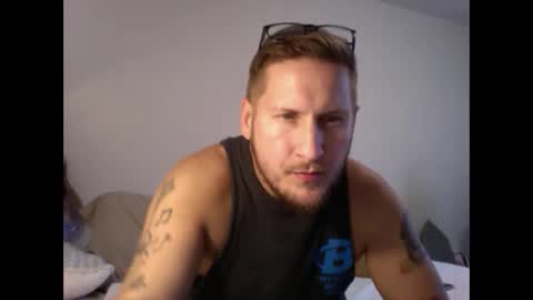 Christopher the Blue-Eye Guy online show from October 6, 3:27 pm