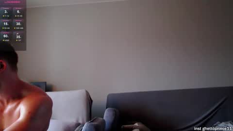 redhead thief of sausages and hearts online show from November 11, 8:52 am