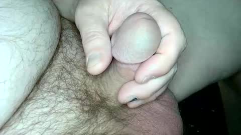 chris_loves_to_please online show from December 19, 8:02 am