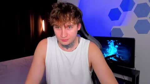 Chris Tyson online show from November 23, 8:31 pm