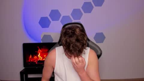 Chris Tyson online show from November 19, 9:09 am