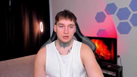 Chris Tyson online show from December 4, 7:26 am