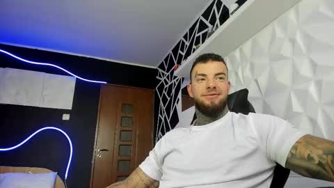 Snapshot of chrisjordan666 chatting on October 23, 6:39 am Chris Jordan online show from October 23, 6:39 am