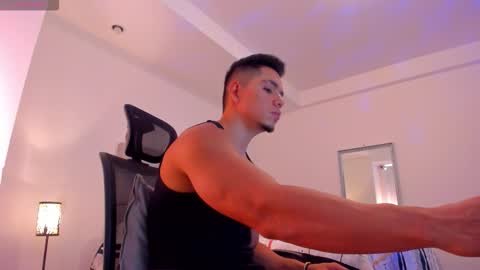 chrismorgan24 online show from February 16, 3:21 pm