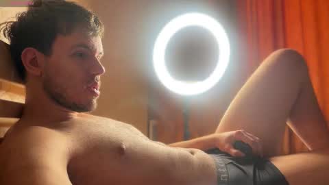 Christopher online show from March 16, 11:58 am