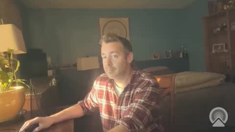 chrisw8121 online show from April 20, 12:35 am