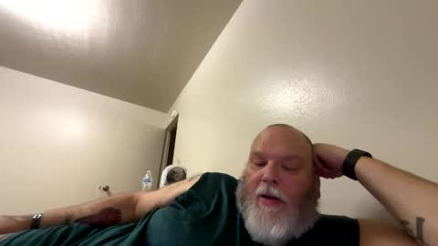 chubbyluvr42 online show from September 10, 4:33 am