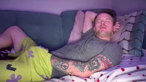 ChubsChadwell online show from December 11, 12:38 pm