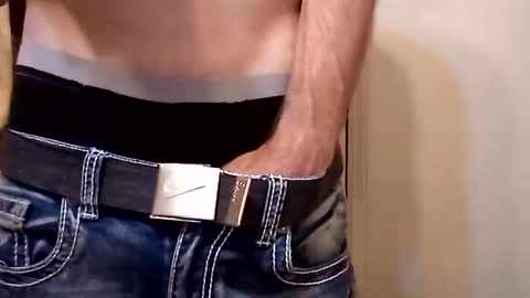 Snapshot of ciestep8216 chatting on January 3, 3:38 am ciestep8216 online show from January 3, 3:38 am