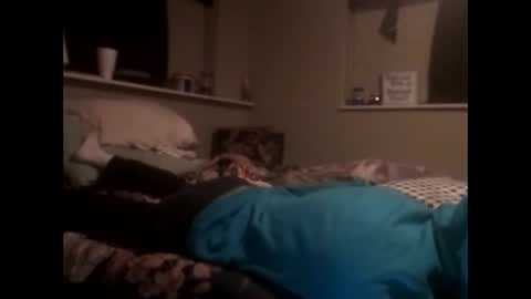 Snapshot of ciestep8216 chatting on December 6, 9:21 am ciestep8216 online show from December 6, 9:21 am