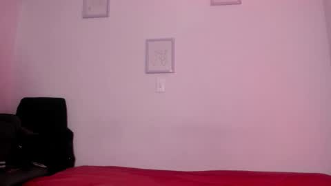 cirosky_elchicopolla online show from March 9, 6:40 am