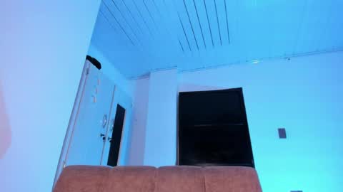 cj_davis1 online show from May 30, 4:12 am
