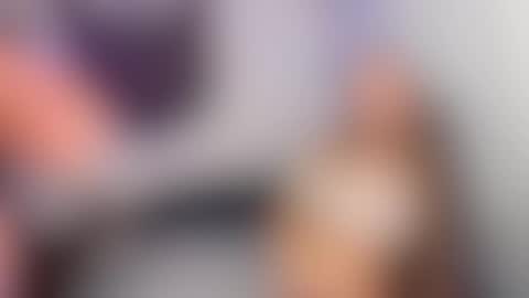 sissy baddie online show from April 14, 11:32 am