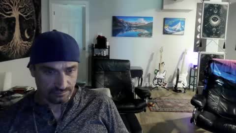 chad online show from August 3, 1:39 pm