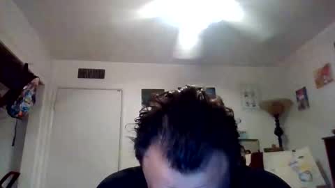 tallhungandcloudy online show from March 25, 10:30 am