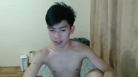 clyde_twinkx online show from February 23, 10:00 pm