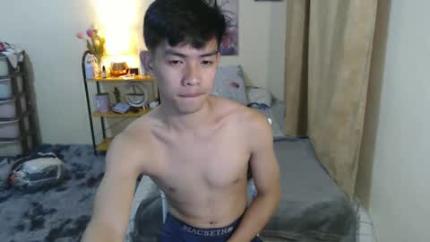 clyde_twinkx online show from March 18, 6:33 pm