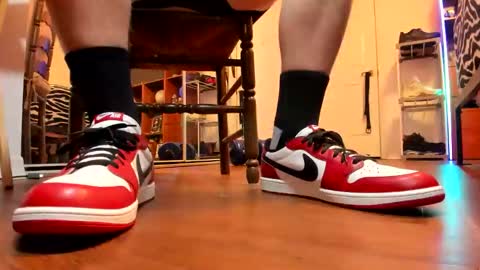 Gorgeous online show from December 2, 6:05 am