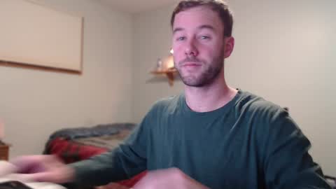 c o f f e e l o u n g e online show from December 25, 12:05 am