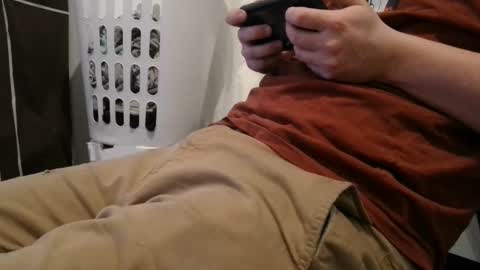 Snapshot of collegecannon chatting on January 27, 6:19 am collegecannon online show from January 27, 6:19 am