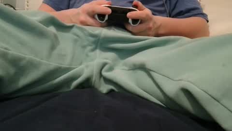 Snapshot of collegecannon chatting on February 7, 7:40 am collegecannon online show from February 7, 7:40 am