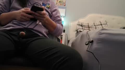 Snapshot of collegecannon chatting on January 22, 2:59 am collegecannon online show from January 22, 2:59 am