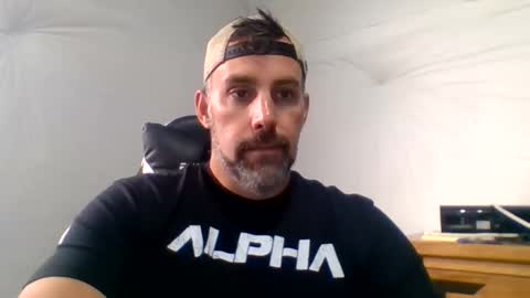 Just me online show from June 11, 2:48 pm