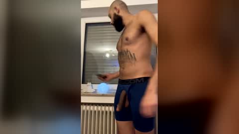 colossalmike online show from February 15, 7:51 am