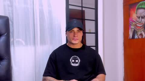 Connor Smith online show from December 9, 11:30 pm