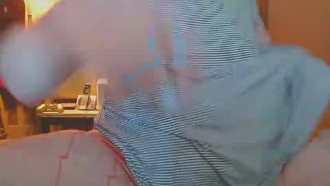 cosmicjones88 online show from February 1, 9:29 pm