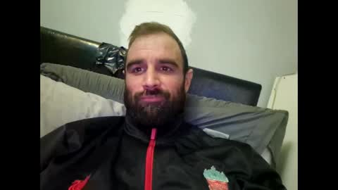 cozzyfella97 online show from November 4, 9:49 pm