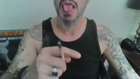 cpl_inlove online show from April 4, 3:42 pm
