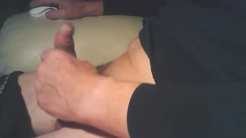 Snapshot of cplmature87 chatting on February 20, 11:10 pm cplmature87 online show from February 20, 11:10 pm