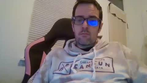 crashoveride98 online show from October 14, 1:01 am