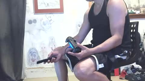 Snapshot of crazy4feetmanic chatting on September 17, 3:29 am drbucknaked online show from September 17, 3:29 am