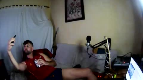 crazyboy44412345 online show from October 3, 2:16 am