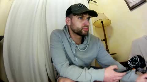 crazyboy44412345 online show from December 5, 2:29 am