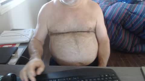 Creamormilk online show from September 27, 4:05 pm