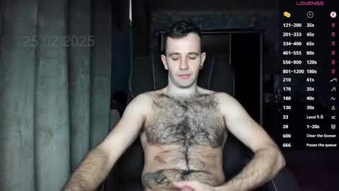 Snapshot of crissstud chatting on February 25, 5:19 am Criss online show from February 25, 5:19 am