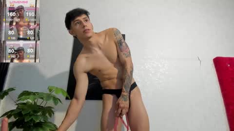 cristopher23  online show from January 11, 7:59 pm