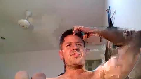 cristopher3042 online show from May 4, 11:28 pm