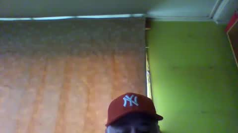 crmperez online show from March 17, 6:32 pm