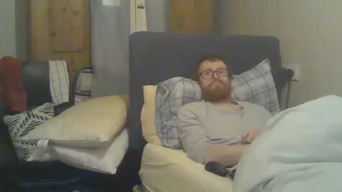 chris online show from December 16, 11:56 pm