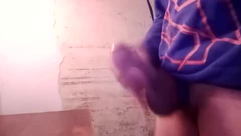 cumfeetbass online show from April 30, 2:29 am