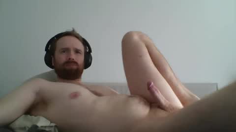 curiousbee73 online show from January 10, 7:32 pm